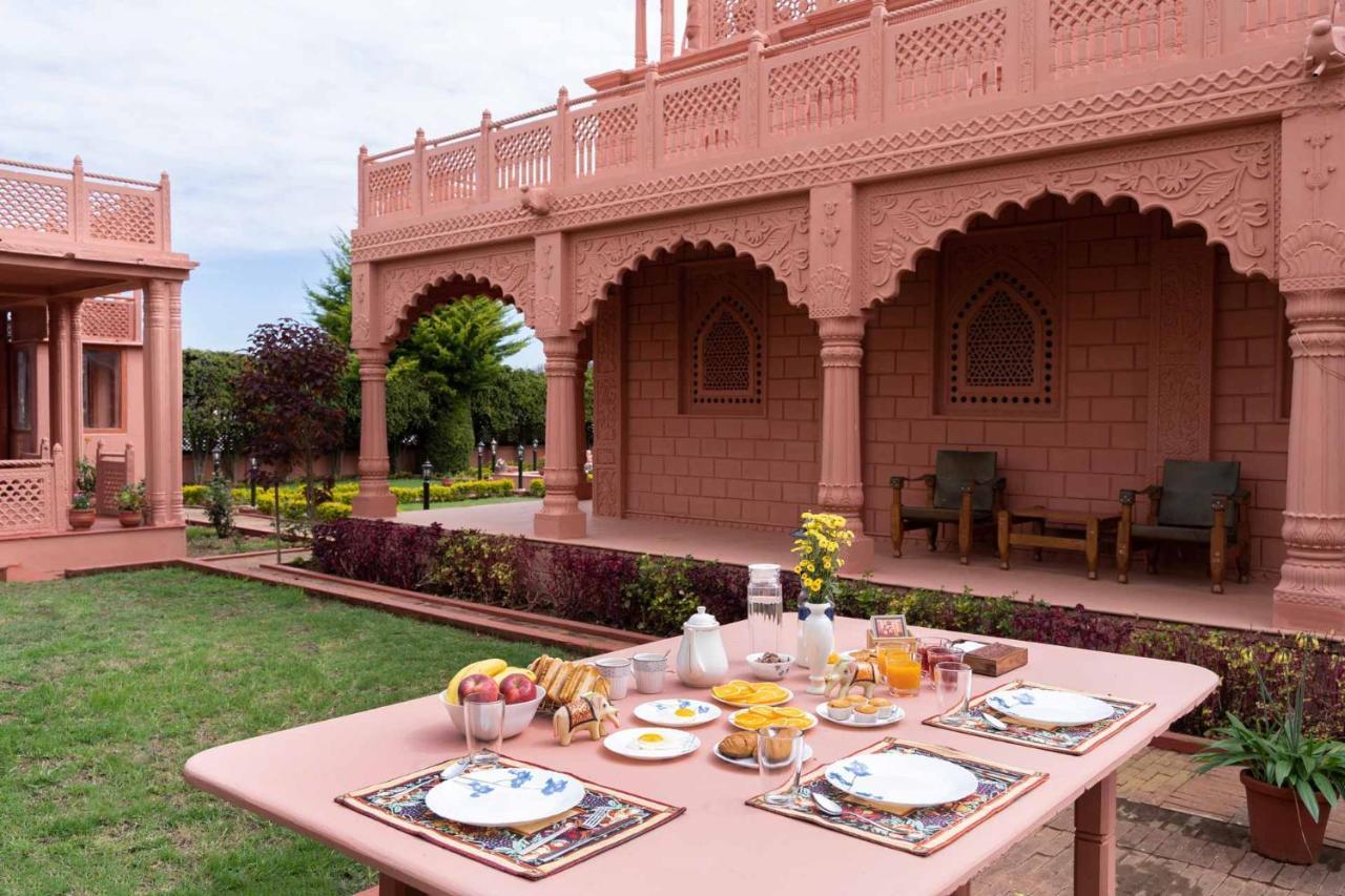 Stayvista At Pink Palace Rajasthani Decor Ooty Exterior foto