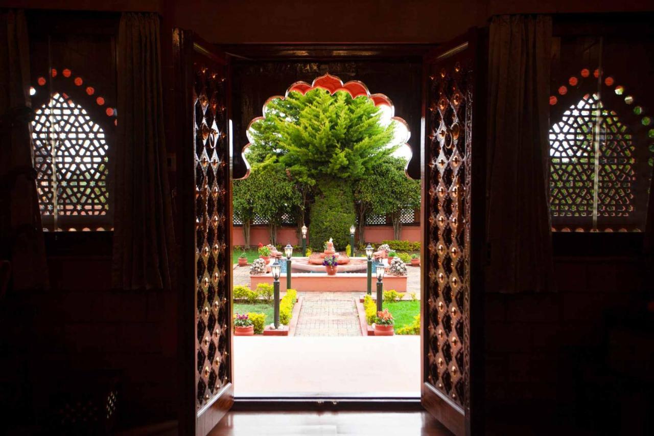 Stayvista At Pink Palace Rajasthani Decor Ooty Exterior foto